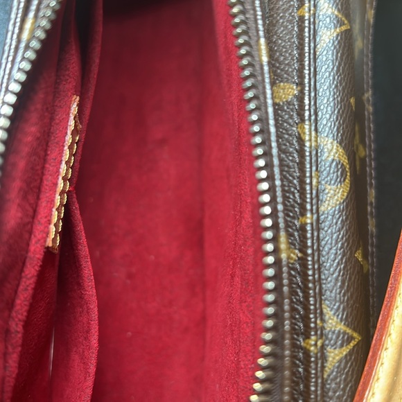 LOUIS VUITTON Monogram Viva Cite MM M51164 Shoulder Bag One - Picture 14 of 17